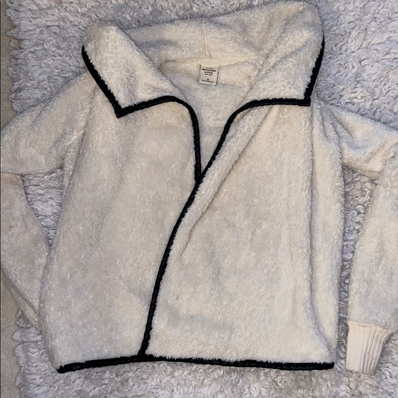 Abercrombie & Fitch Sweaters - White sweater
